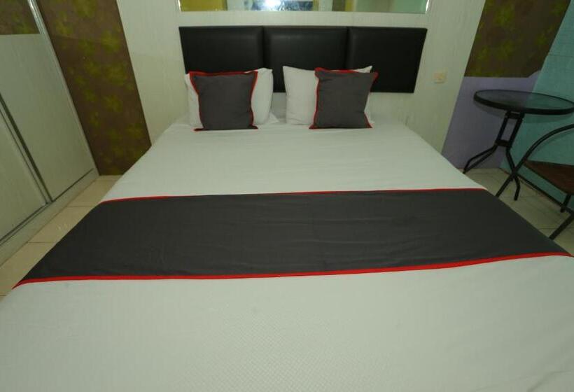 هتل Collection O 93148 Pelangi Residence 2