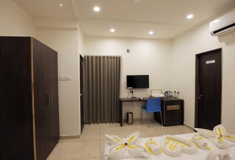 호텔 Leena Resort