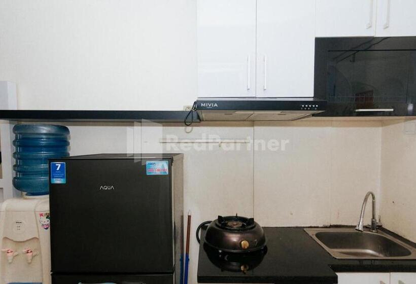 هتل Redliving Apartemen Skylounge Tamansari Vanez Room