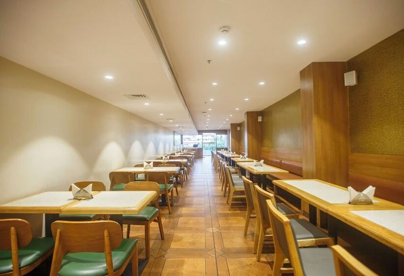 호텔 Treebo Seasons Comfort