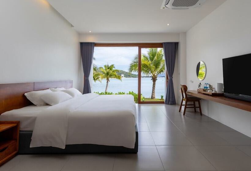 هتل X Sea Khanom Harbor Bay Resort