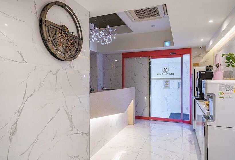 מוטל Indeokwon Ian