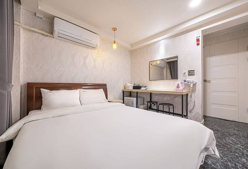 汽车旅馆  Yangpyeong River House