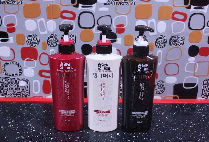 فندق على الطريق Yangsan Deokgye Show