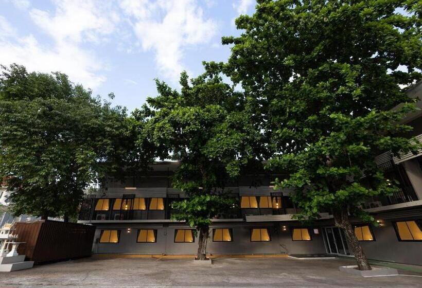 هتل B2 Phayao Boutique & Budget