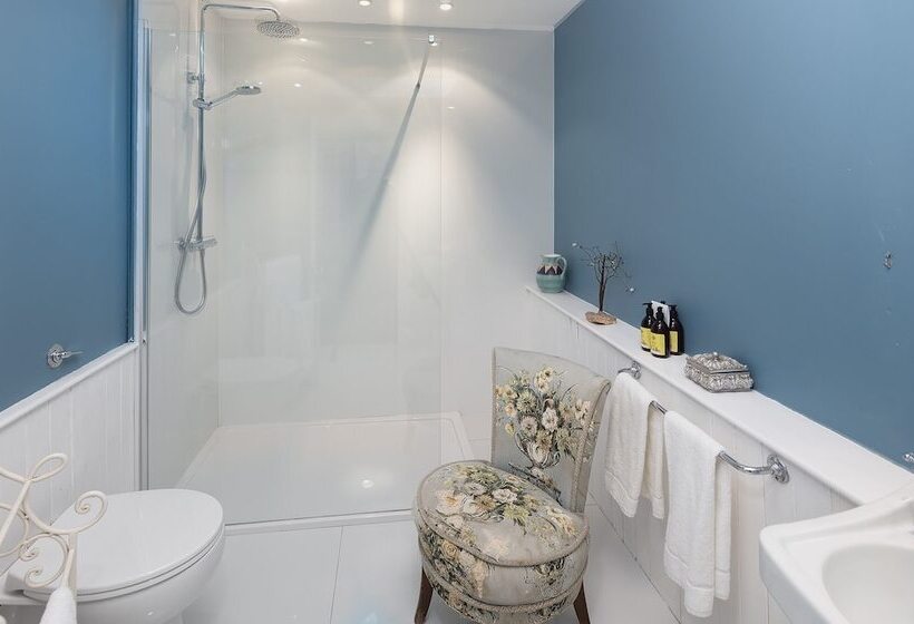 فندق Barnabrow Country House