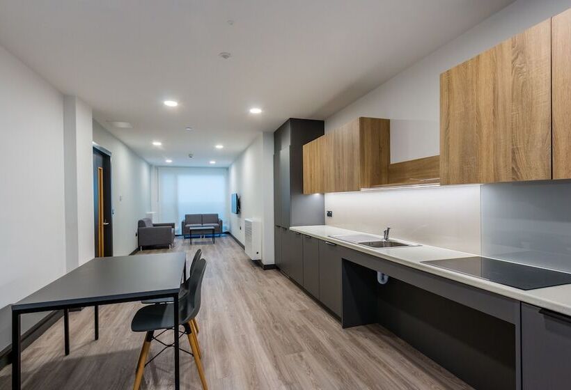 בית מלון כפרי Destiny Student   Ardee Point