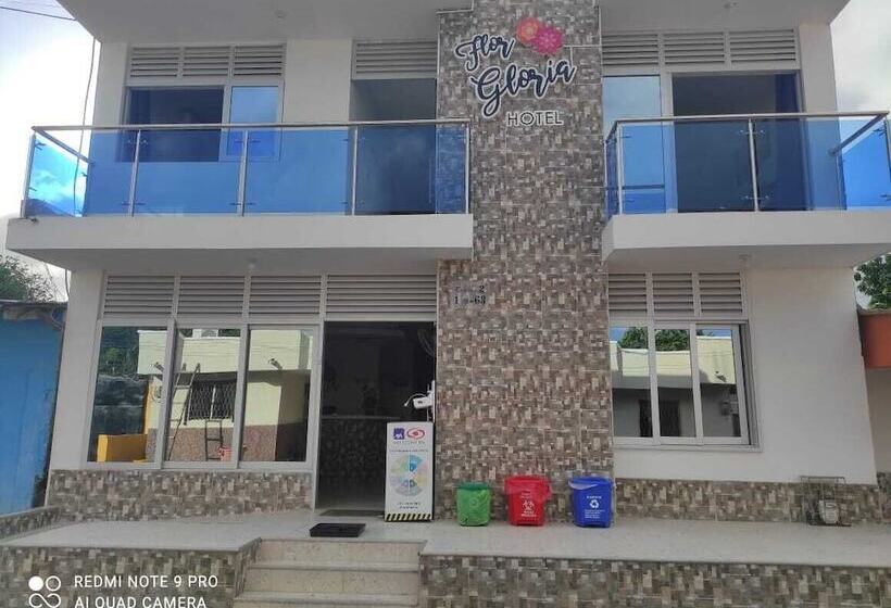 هتل Flor Gloria