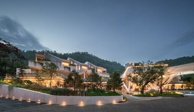 هتل Mys Khao Yai