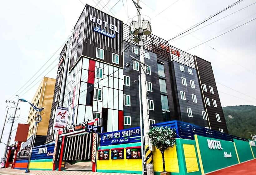 汽车旅馆  Sacheon Island