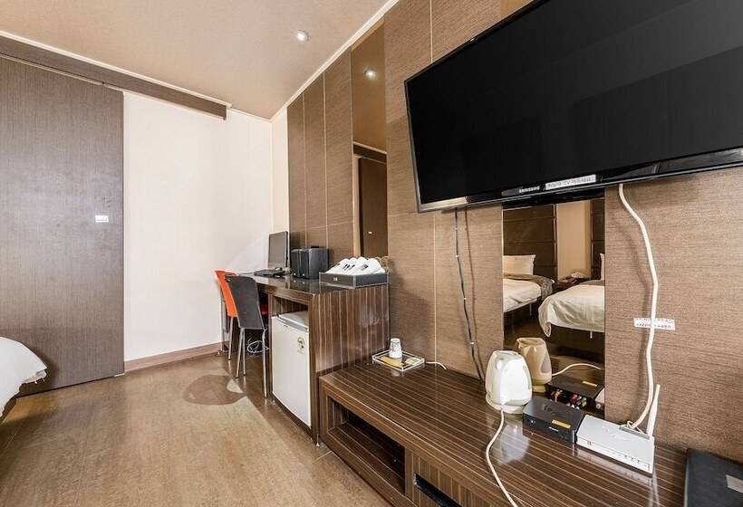 汽车旅馆  Wolgot Hotel Yeon