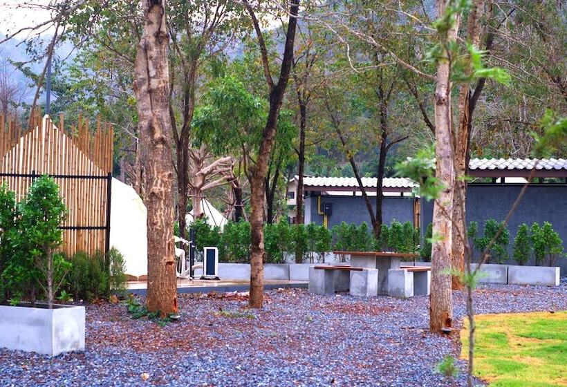 منتجع The Wild Khao Yai   Glamping