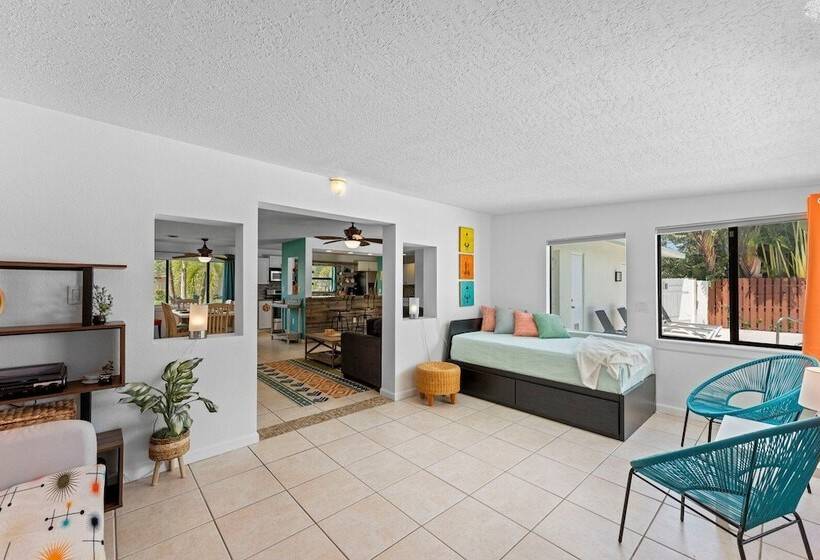 308 Formosa Drive