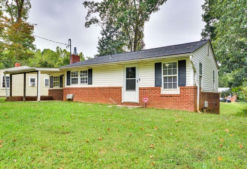 Charming Lexington Home   2 Mi To Downtown!