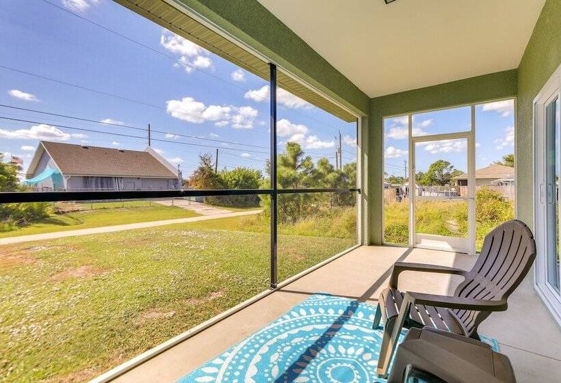 Englewood Home W/ Screened Porch ~ 6 Mi To Beach!