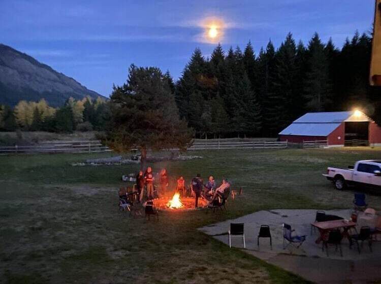 فندق Silver Ridge Ranch