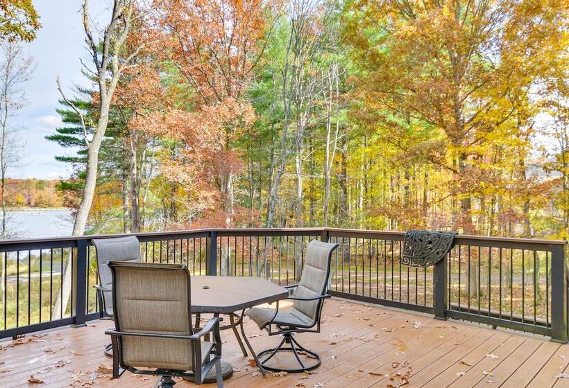 Lakefront Maryland Home   Deck, Grill & Pool Table