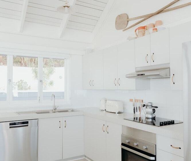 پانسیون White House