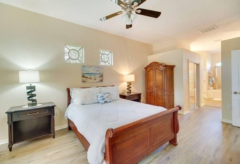 Ranch Style Florida Retreat W/ Pool & Lanai