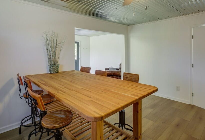Rustic Whitwell Home W/ Grill, Near State Parks!
