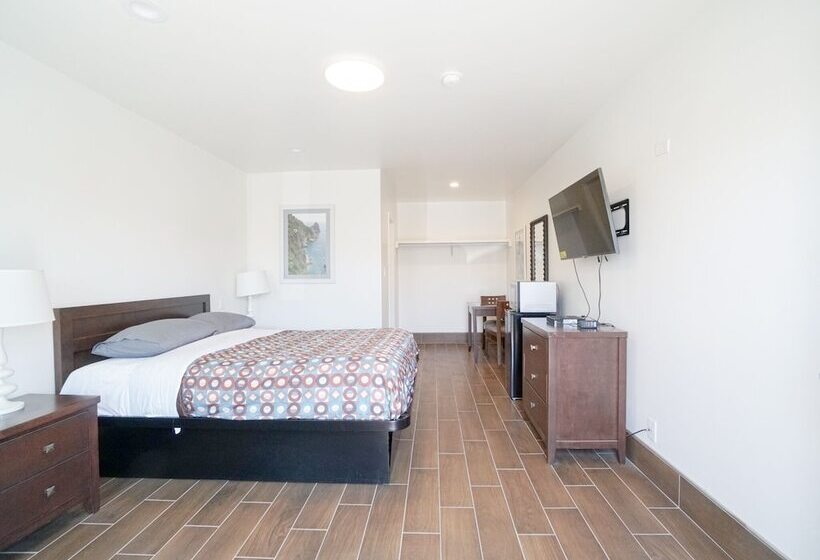 Signal Hill Motel