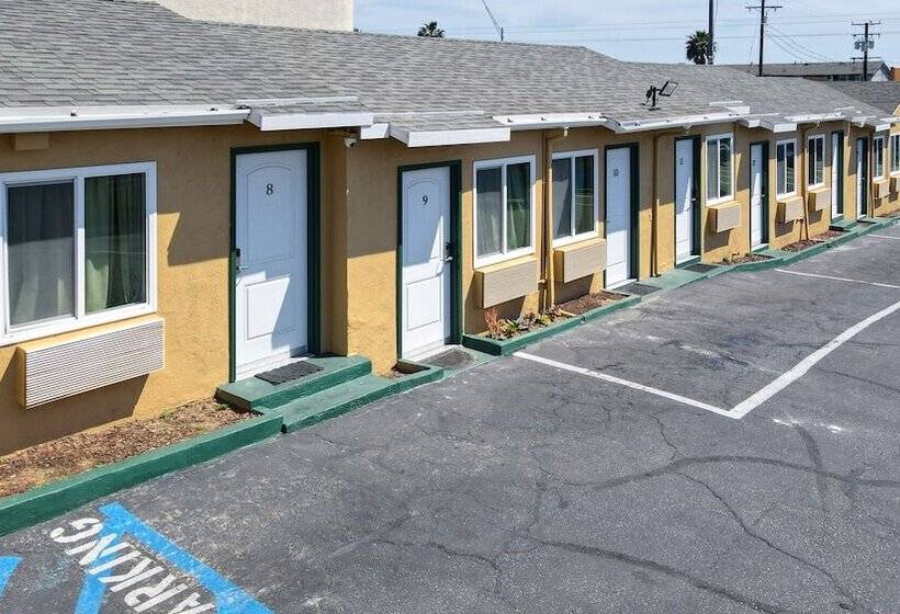 Signal Hill Motel