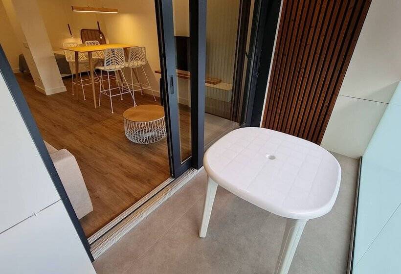 تختخواب و صبحانه Br Silgar Suites