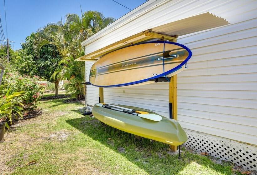 Charming Bradenton Home W/ Yard   Walk To Beach!