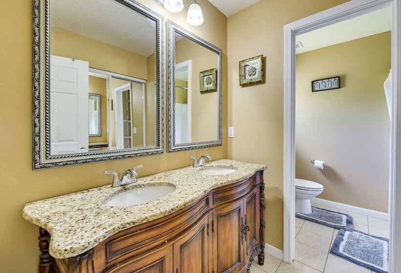 Crestview Vacation Rental: Day Trip To Destin!