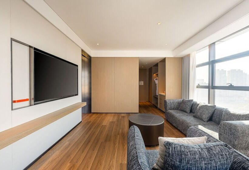 فندق Holiday Inn Express Heze City Center By Ihg