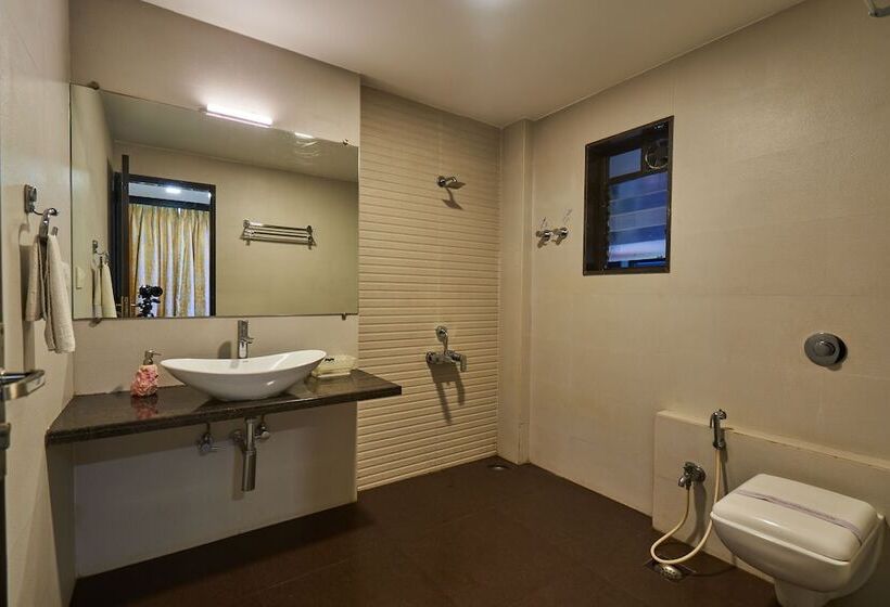 Monteria Resort
