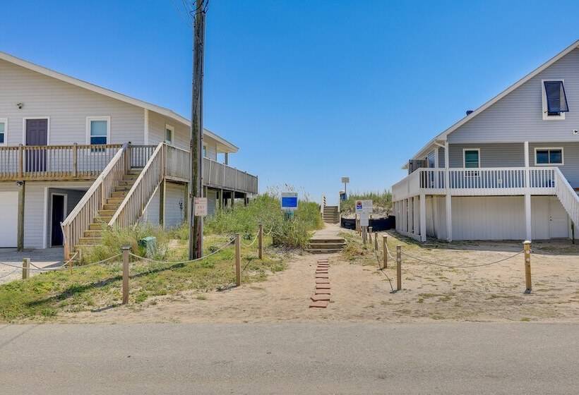 North Topsail Beach Home   Walk To The Ocean!