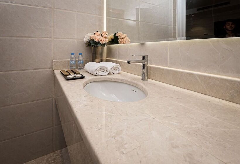 Safwa Taiba Suite