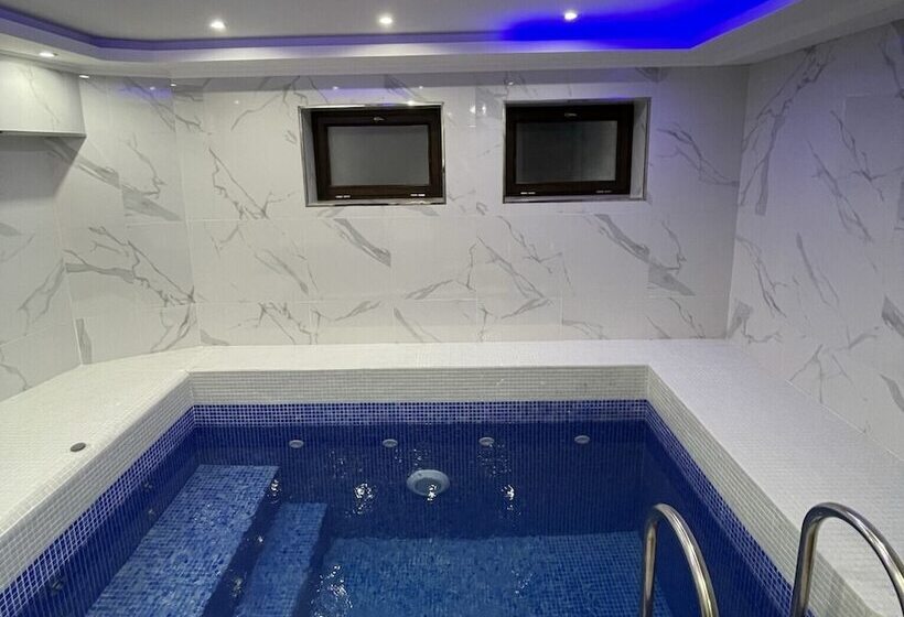 Seven Beauties Hotel Spa Restaurant