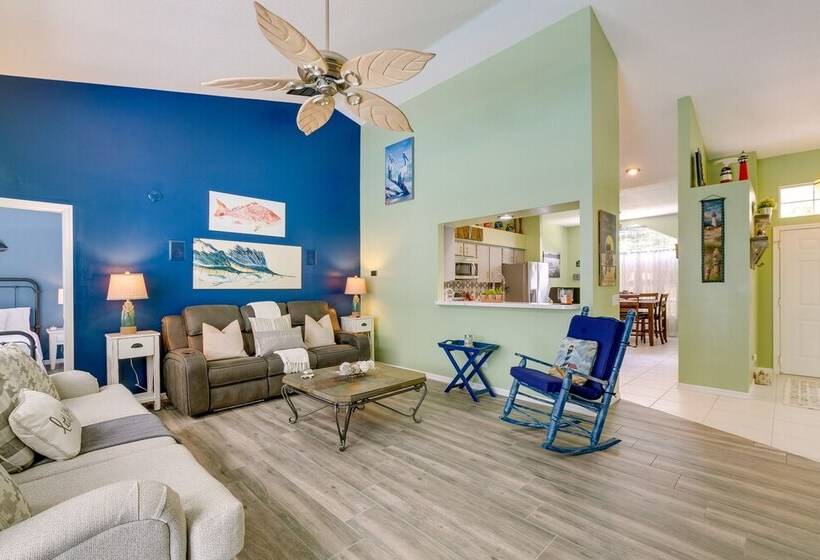 Lanai & Grill: Sunny Home Near Rainbow Springs!