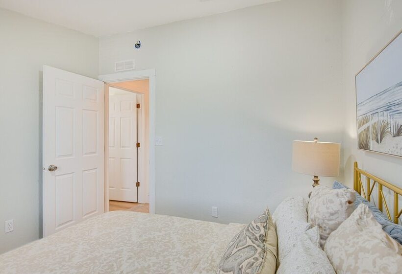 Sunny Key Largo Home W/ Golf Cart & Kayaks