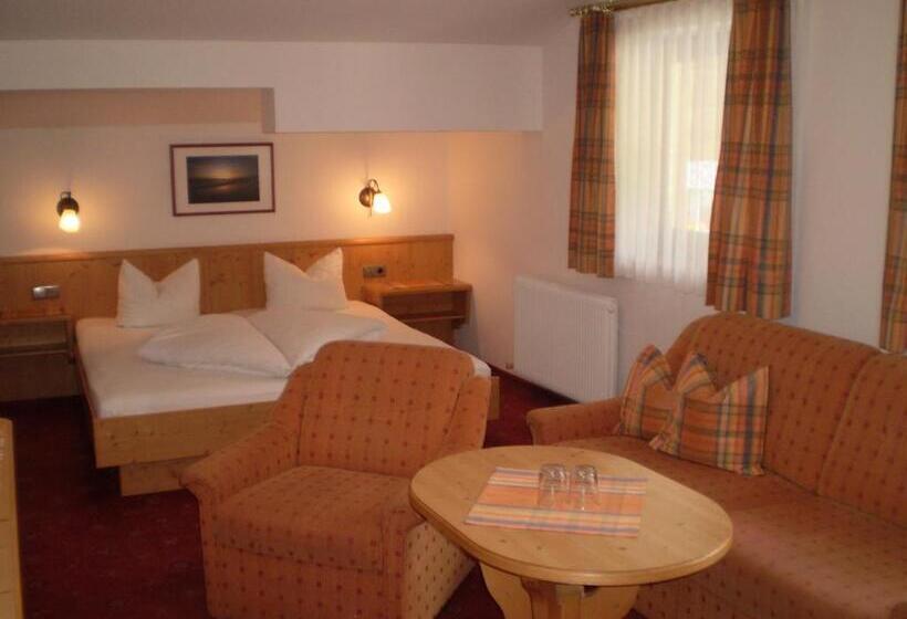 Apart Hotel Garni Strasser
