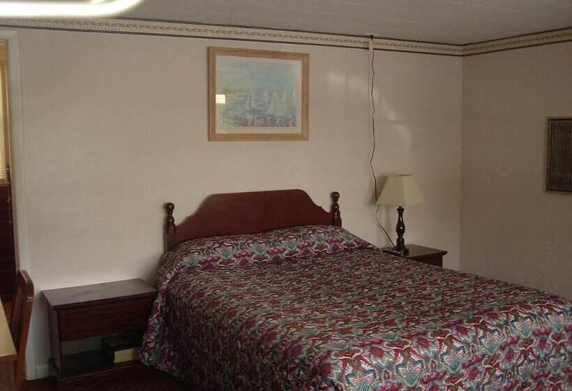 Fels Three Crown Motel