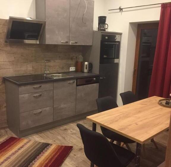 בית מלון כפרי Apartment Haus Am See