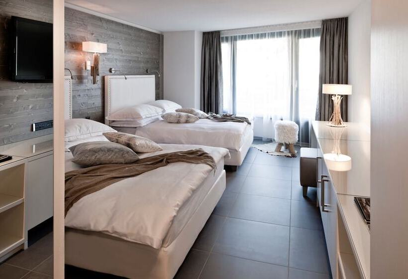 בית מלון כפרי Morosani Fiftyone   The Room Only