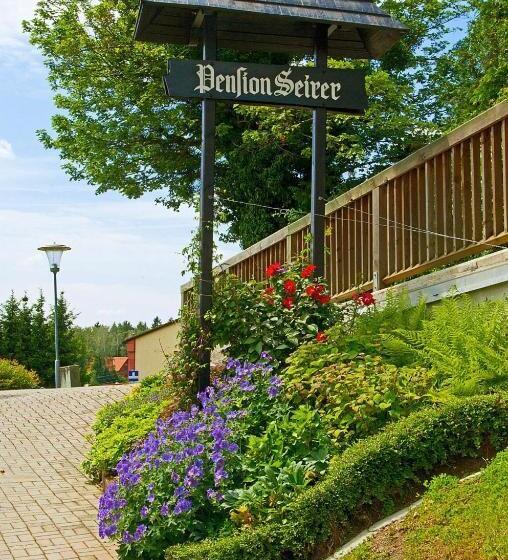 ホテル Pension Seirer