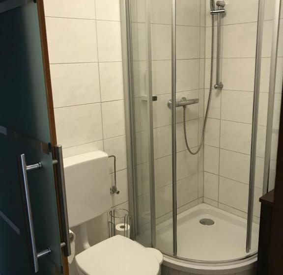 فندق Schlosstaverne Obrist