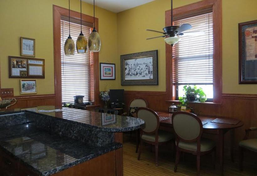 فندق Welcome Inn Manor