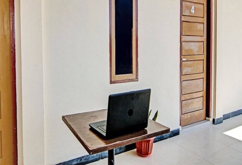 ホテル A3 Homestay Syariah Executive By Oyo