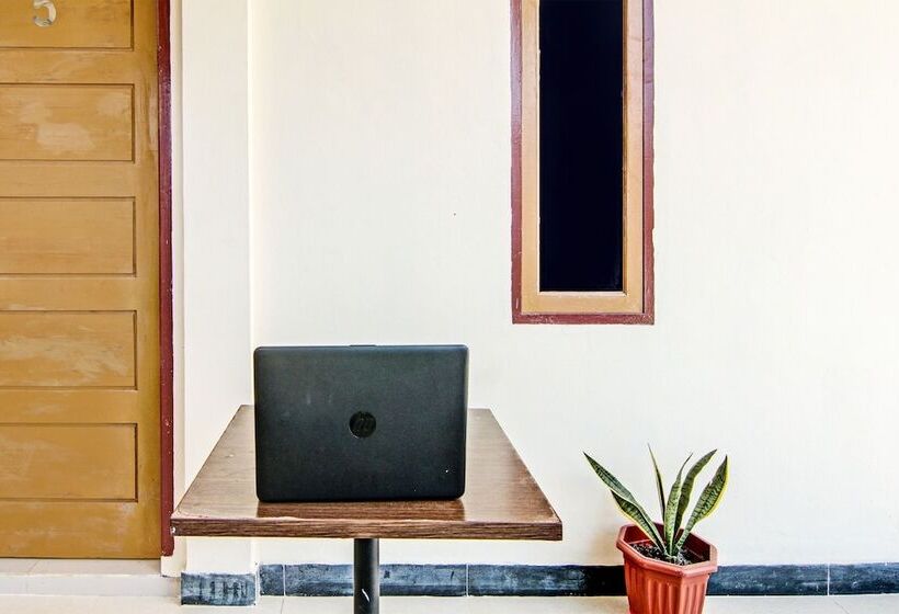 ホテル A3 Homestay Syariah Executive By Oyo