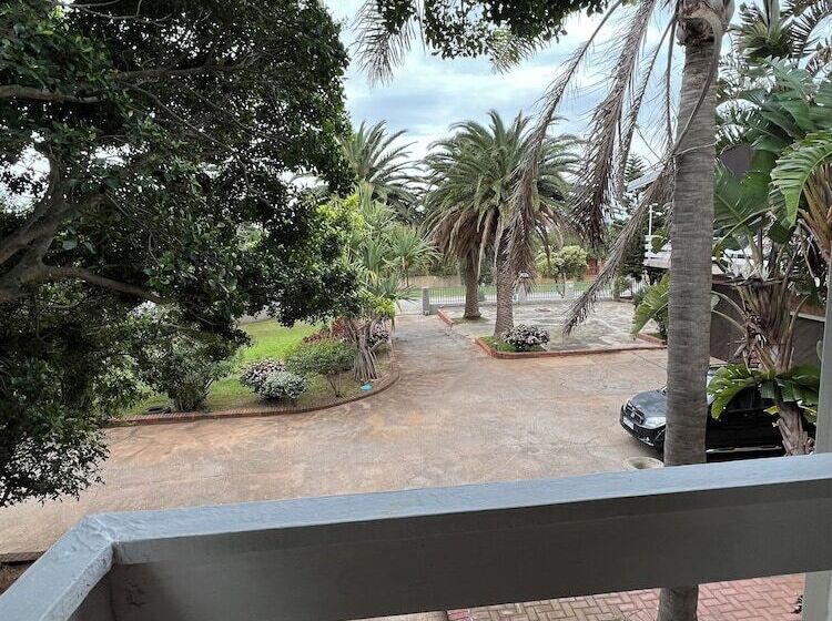 בית מלון כפרי Ab Lodge