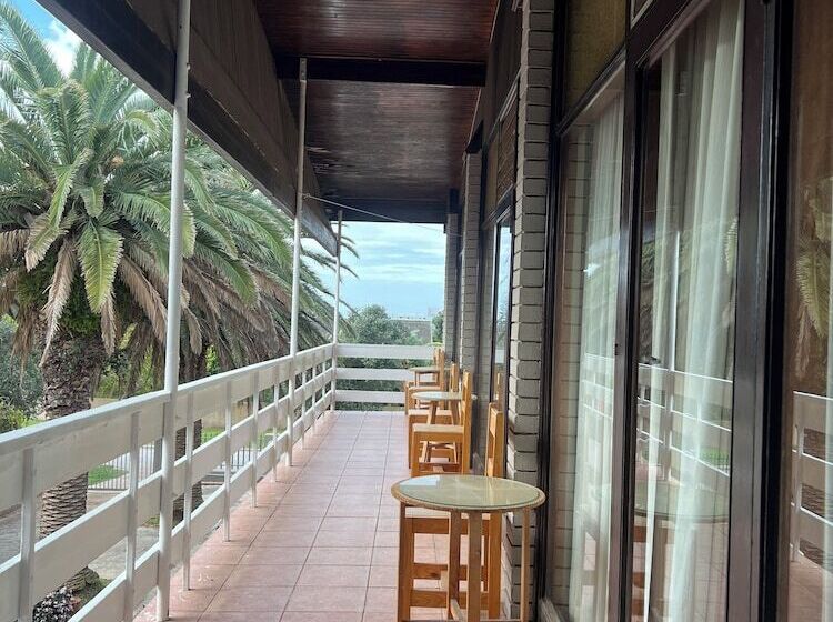 בית מלון כפרי Ab Lodge