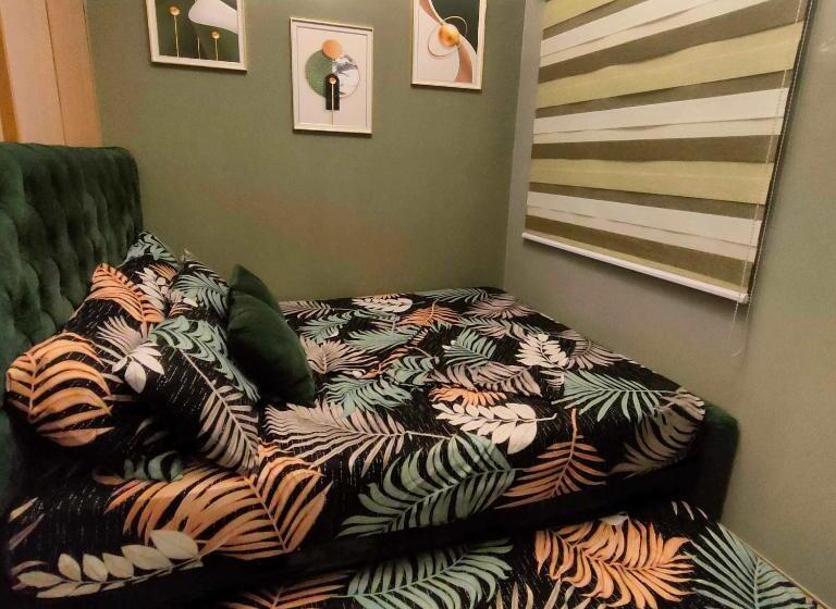 בית מלון כפרי Four Angels  Staycation In Trees Residences Near Sm Fairview