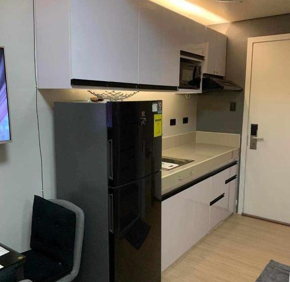 בית מלון כפרי Four Angels  Staycation In Trees Residences Near Sm Fairview