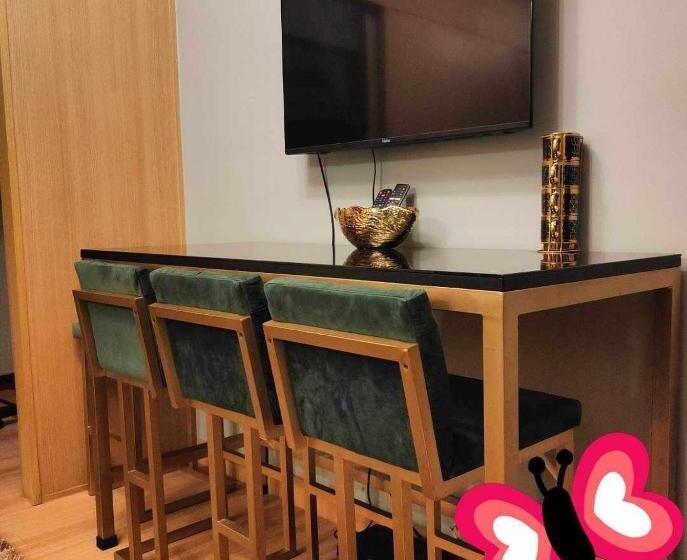 בית מלון כפרי Four Angels  Staycation In Trees Residences Near Sm Fairview